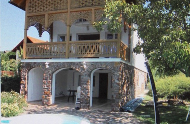 Villa with lake view, pool and infra sauna