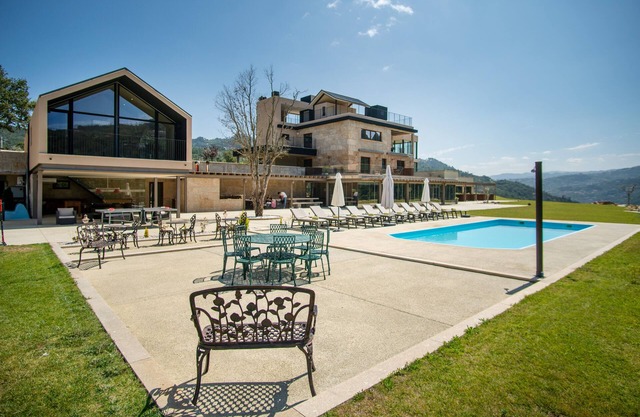 Villa With Outdoor, Indoor Heated Pool, Wet & Dry Sauna, Billiards