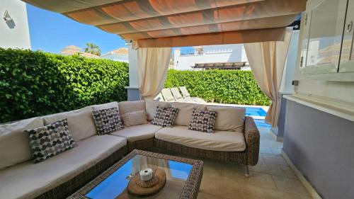 Villa with private pool and jacuzzi - EN10LT