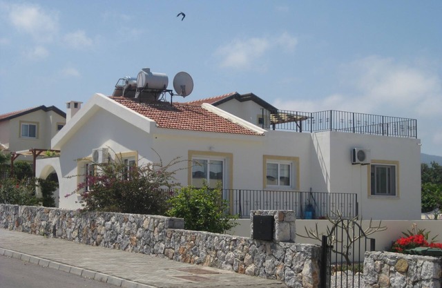 Villa With Private Pool And Sea And Mountain Views