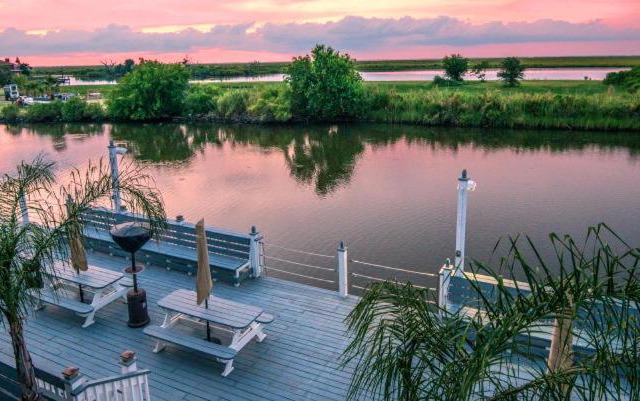 Villa with Waterfront Deck 23 Mi to Bourbon Street!