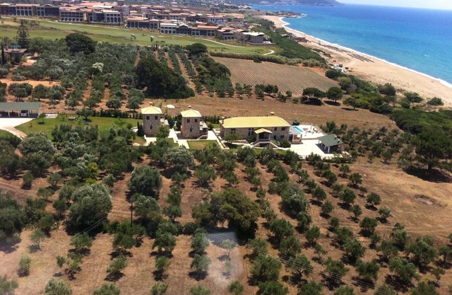 Villa Yialenia Estate
