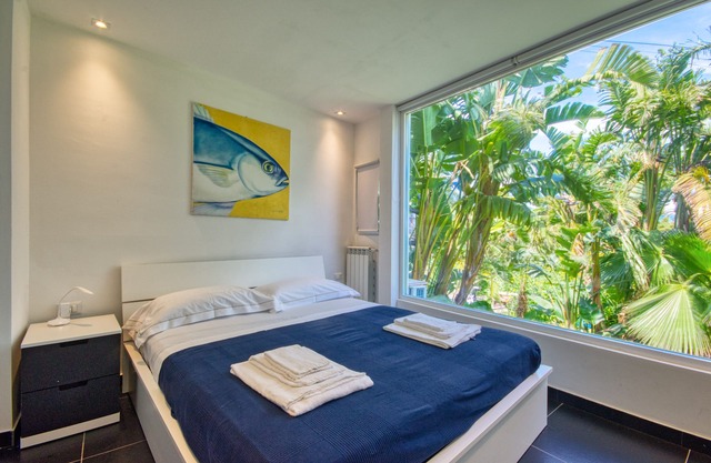 VILLA ZAGARA GARDEN Taormina - sea view, garden + Swimming pool.