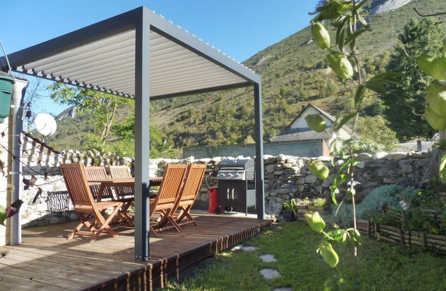 Village house 6/8 pers. 3 bedrooms - 3 bathrooms - 3 wc - WI-FI