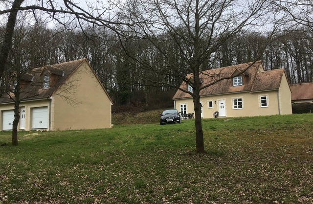 VillaSleeps12-Garden-FreeParking-Bbq-Hike