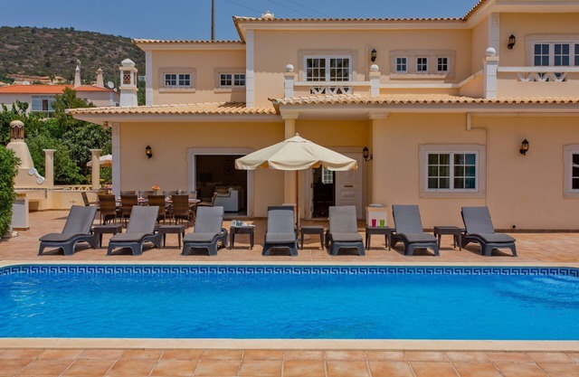 VR 129 - Moradia de 8 Quartos