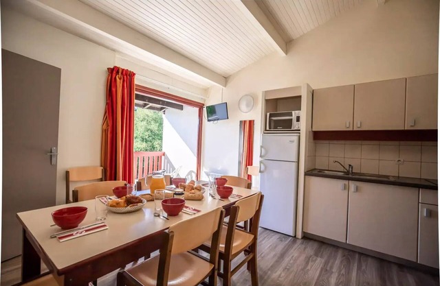 VVF Basque Country Saint-Étienne-de-Baïgorry * - 2 Rooms 4 People 1 baby