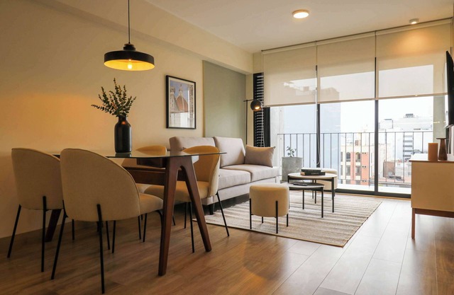 w* | Grandiose 2BR w/Great balcony in Miraflores