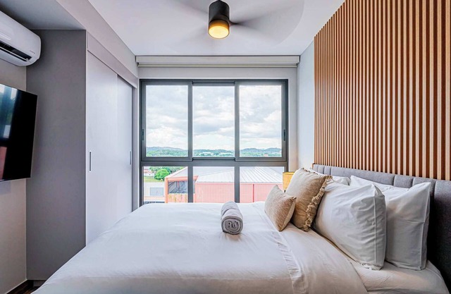 w* | Sophisticated 1BR w/Great Deco in Centriqo