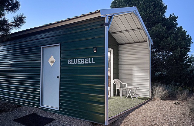 W-W: Bluebell Cabin, Glamour Camping Tiny Home