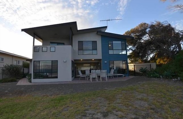 Wahroonga On The Water