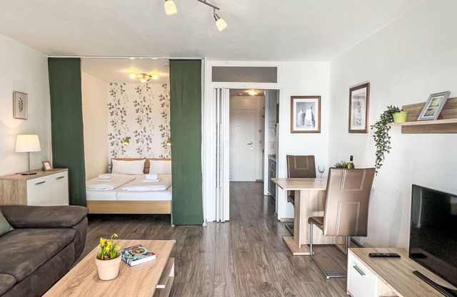 Wald und Wiese (B 94) by Interhome