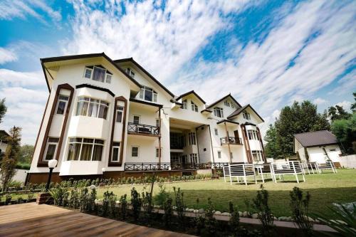 Walisons Homestay Spirea 1 BHK plus 1 Sofa Bed Apartment