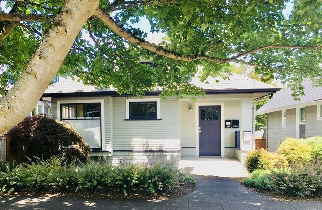 Walk everywhere— ideal for families!