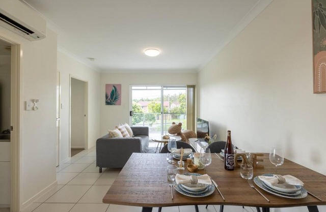 Walk to everything Modern 2Beds Apt with Easy Access