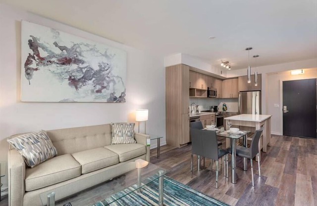 Walk to Resturants&Shops | Office & Desk | near Wiehle-Reston East