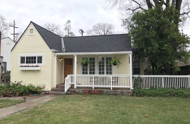 Walking Distance To Downtown Davis