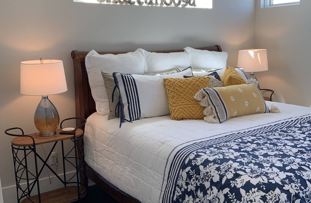 #WalkinOnSunshine is total luxury on the South Side in downtown Chattanooga!