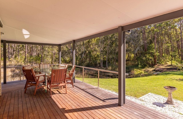 Wamwarra House- Reconnect and Relax in the quiet surrounds of Wamwarra House