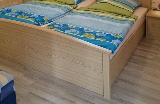 Wanderer Zimmer 4 - Camping im Eichenwald