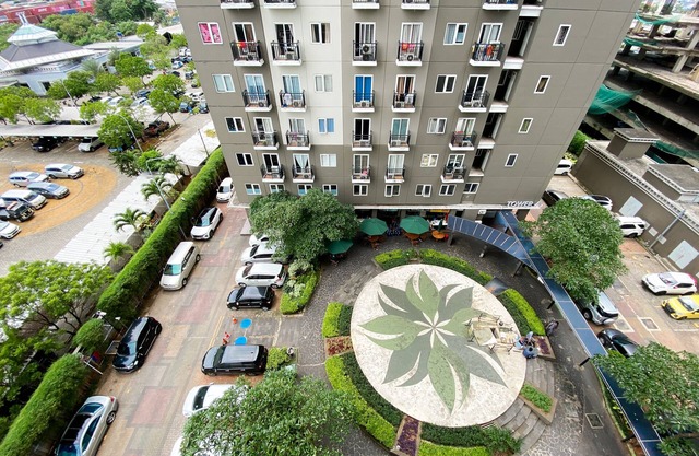 Warm And Restful Studio Room Sunter Park View Apartment