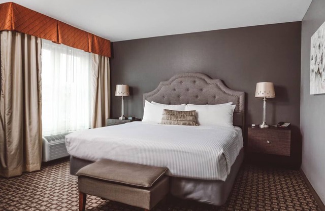 Warm, Laid-Back Hotel w/Firepits, Puzzles, Gym & Pet-friendly, Outdoor Spaces