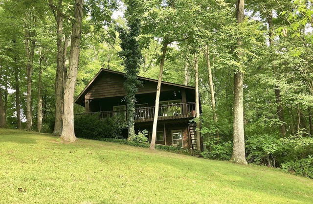 Water|Woods|Wildlife|Wonders Abound-The Only Lakefront Rental on Kinkaid in SNF