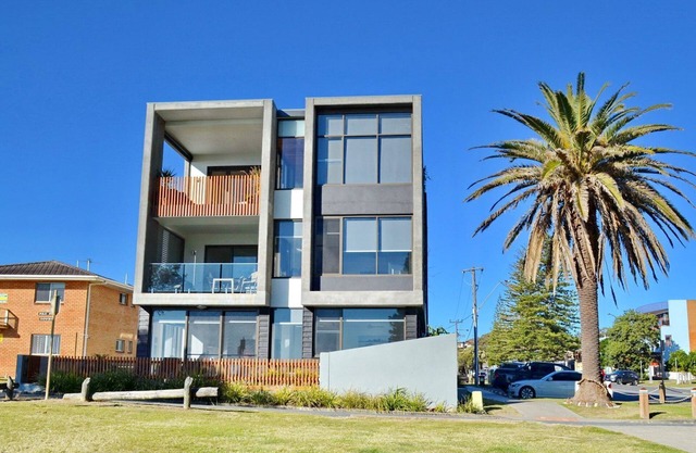 Waterford Apartment 4