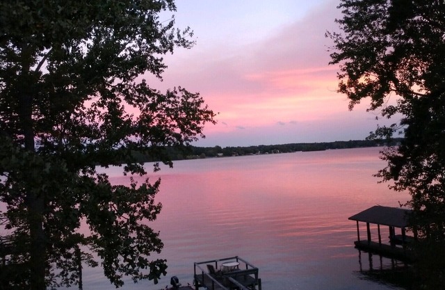 WATERFRONT! Lake Norman Vacation Rental and Corporate Housing 2 Bedrooms