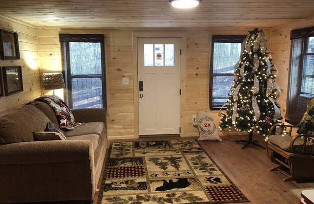 Waterfront Cabin on Grand Lake in Tia Juana