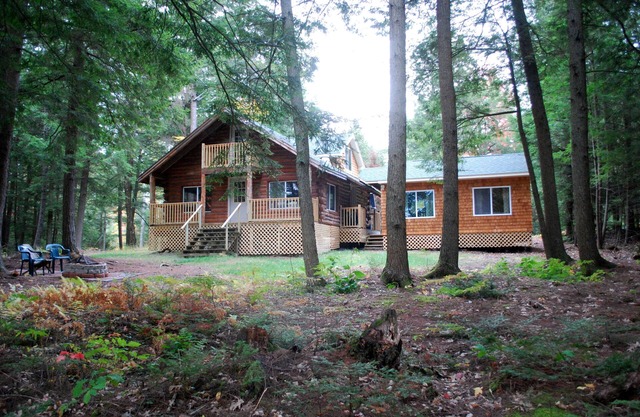 Waterfront cabin ‘’5 min boat access only’, 30 mins to Freeport or Brunswick