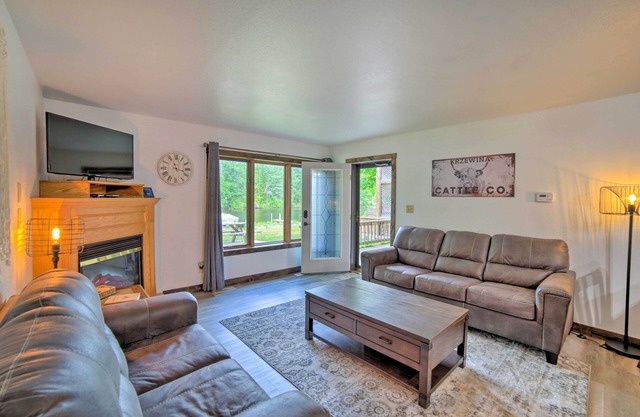 Waterfront Crivitz Property w/Lake Access!