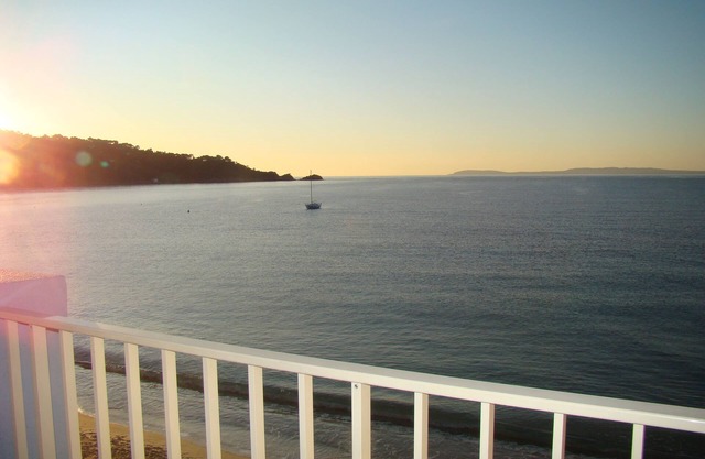 Waterfront duplex on the superb CAVALIERE beach