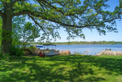 Waterfront Eagle Lake Home with Yard and Deck