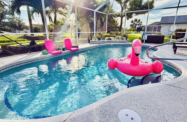 Waterfront Escape! Pool, Canal, Gulf Beaches & Fishing!