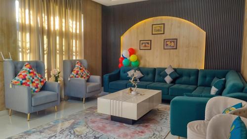 Waterfront Homestay 2BHK Free Bonfire By Homeyhuts