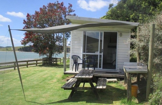 Waterfront retreat on Kaipara Harbour