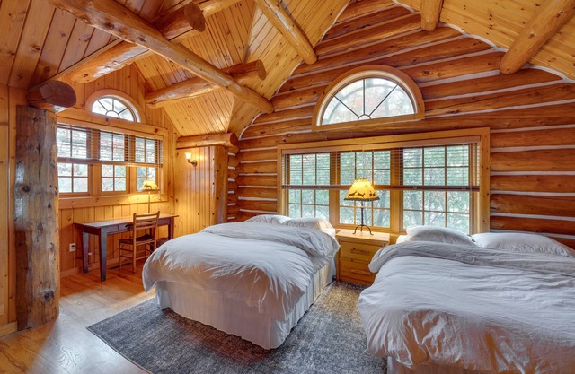 Waterfront Sugar River Cabin w/Dock & Game Room!