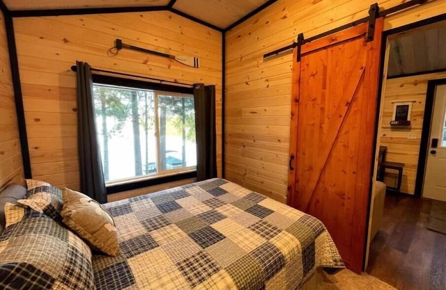 Waterfront Webb Lake, Cabin 2