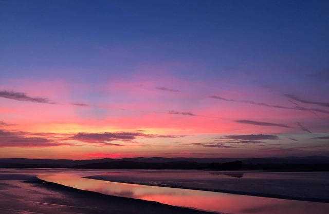 Watersedge Retreat Lake District views Pet friendly