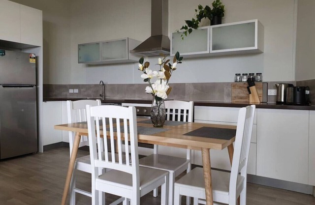 Waverley apartment E-one bedroom, wifi available