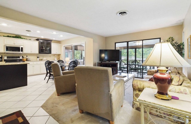 Welcome to Bigelow’s Water View Bungalow – Your Lake Retreat