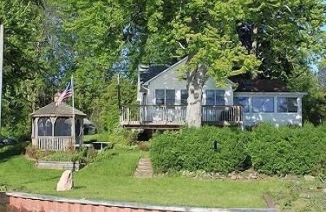 Welcome to the Bayside Beauty!