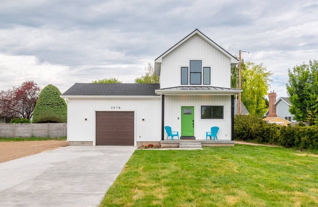 Welcome to the Idaho Falls Tiny House - Sleeps 5
