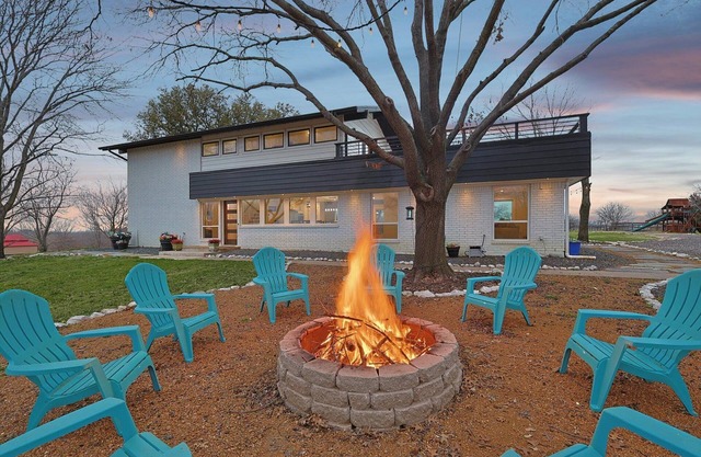 Welcome to The Roost. Country living at its finest at this charming farmhouse!