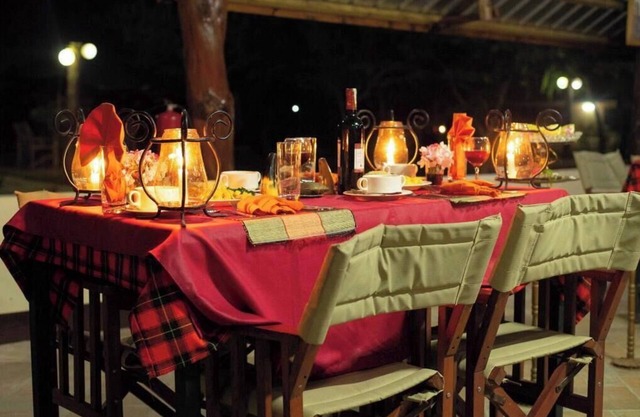 Welcoming 13-bedroom campground in Saadani National Park.