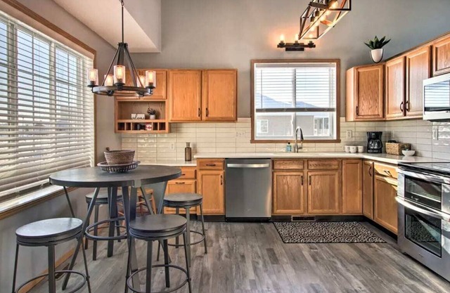 Welcoming West Fargo Retreat w/Backyard!