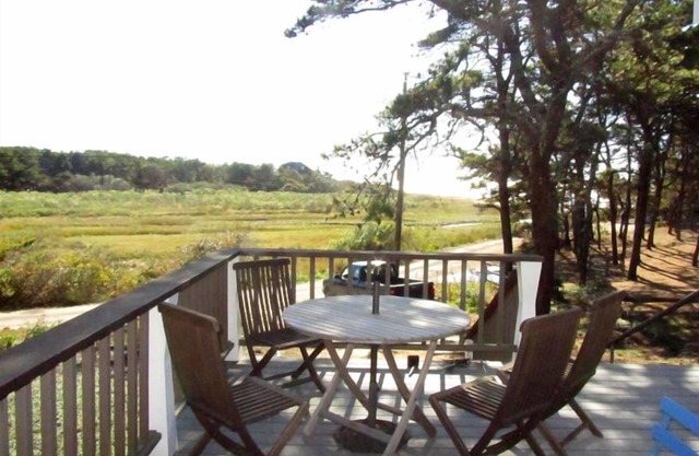 Wellfleet Beach Cottage with Inlet Views (1421)
