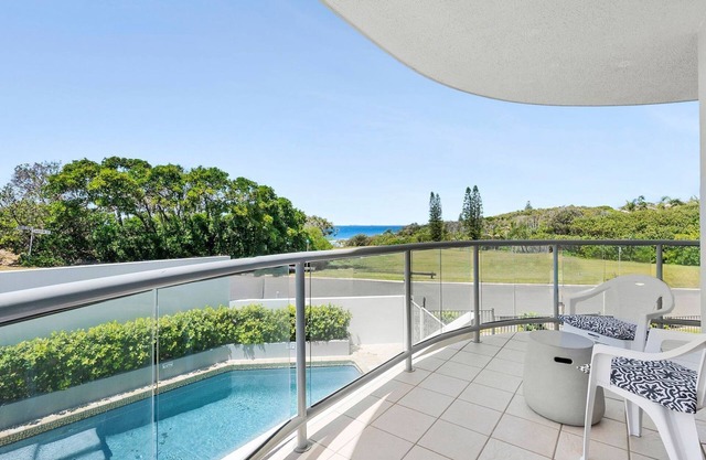 Whale Point Idyllic apartment Hideaway located in Point Arkwright with Ocean Views