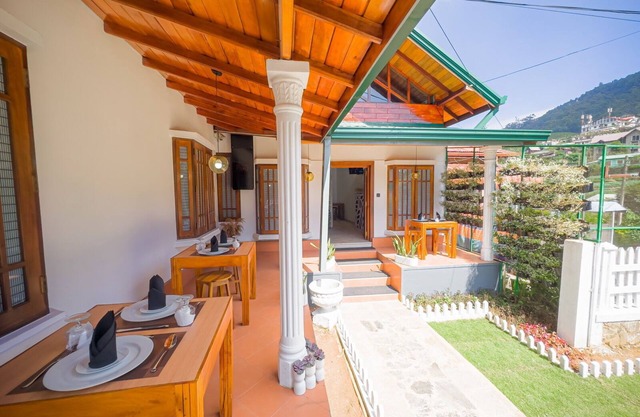 Where Cozy Hospitality Meets the Beauty of a Chilled Retreat in Every Season.